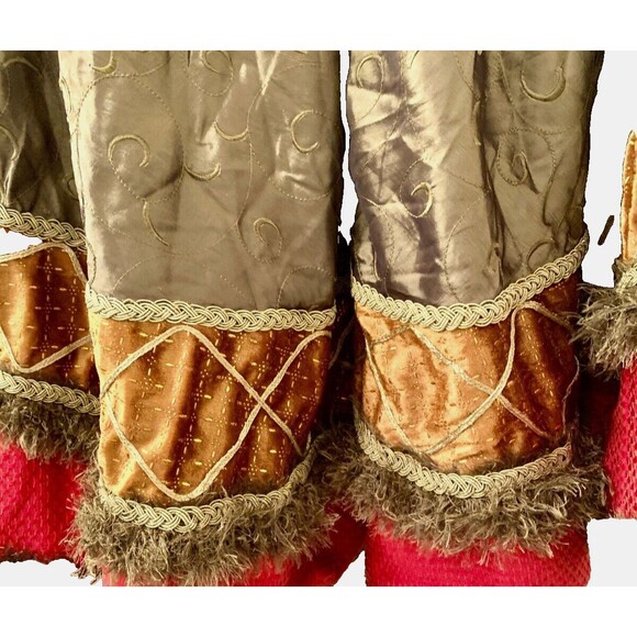 Handmade Luxurious Satin Christmas Tree Skirt 60" Red Gold Green Reversible EUC - Picture 7 of 12